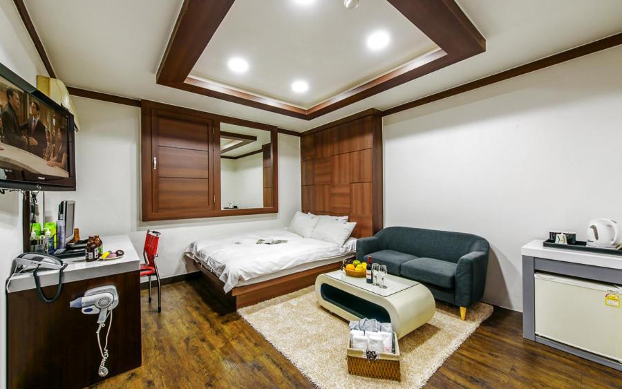 Mk Hotel Yeosu Esterno foto
