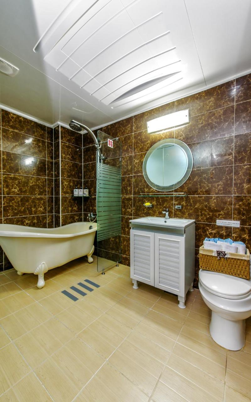 Mk Hotel Yeosu Esterno foto