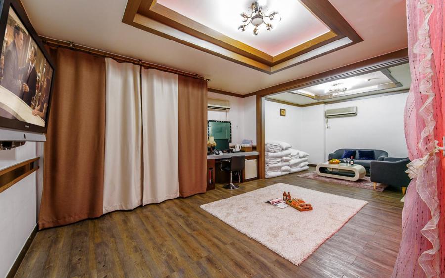 Mk Hotel Yeosu Esterno foto