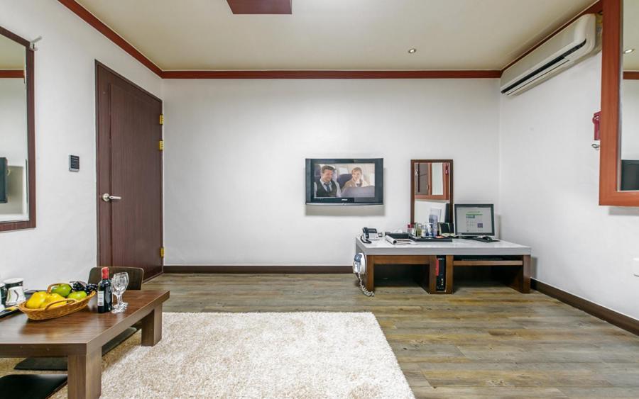 Mk Hotel Yeosu Esterno foto